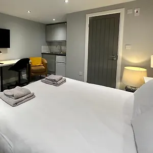 Modern Luxury Private Detached 1 Double Bedroom - Super Fast Wifi , Luton (Bedfordshire) United Kingdom